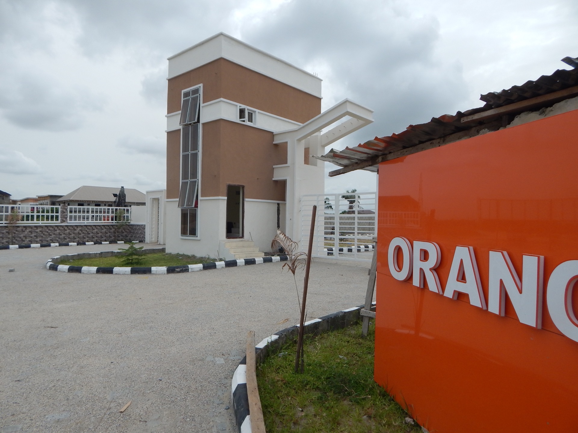 Orange Ville Estate
